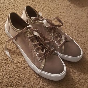 Women's Jena Velvet Lace Sneakers - Mossimo Supply